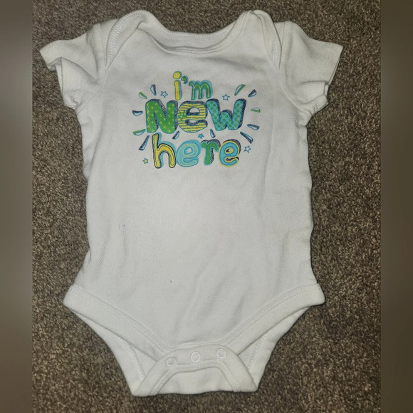 Set of 2 Girl's Short Sleeve Bodysuits 3-6 Months - Picture 6 of 10